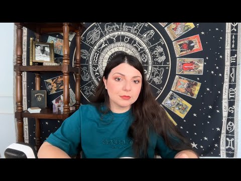 Видео: НЕВЕРОЯТНО! Что у него в голове и что на сердце? Таро Юлия Петрова