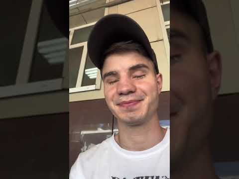 Видео: слепой поехал один в другой город #незрячийэдик