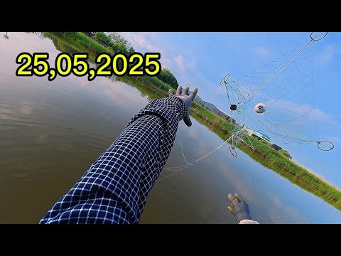 Видео: Рыбалка на паук подъёмник против хапуги на лодке #рыбалка #fishing #낚시