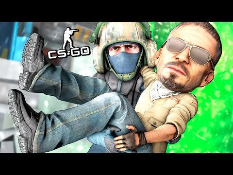 Видео: СПАС ДРУГА ОТ УЖАСНОГО ЗОМБИ МАНЬЯКА КСГО - МАНЬЯК CSGO