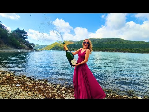 Видео: Абрау-Дюрсо - чем нас удивил курорт? наше веселое путешествие! #всёосочи #абрау