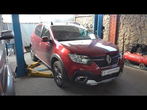 Видео: Замена передних тормозных дисков и колодок на Renault Sandero Stepway 1,6 Рено Сандеро Степвей 2020