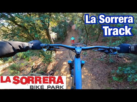 Видео: СИНЯЯ ТРАССА LA SORRERA TRACK в La Sorrera БАЙК ПАРКЕ, Испания
