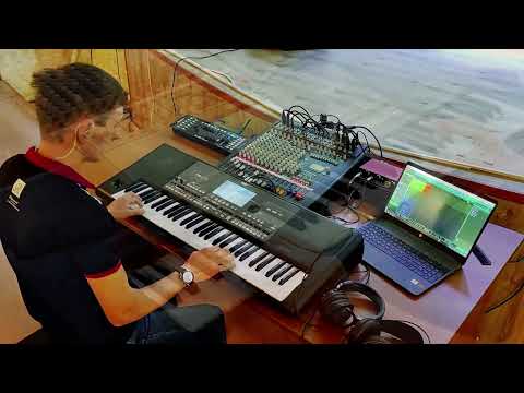 Видео: Ласковый май-Месяц июль KORG PA600