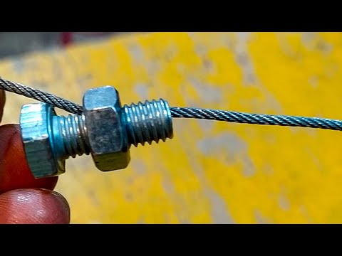 Видео: Как натянуть тросик, как зафиксировать конец тросика doRABOTKA