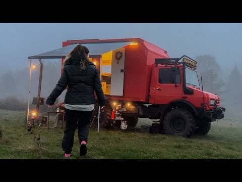 Видео: КЕМПИНГ В ДИКИХ ЖИВОТНЫХ УРОЖАЙ