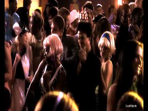 Видео: На вечеринке (Елена&Деймон&Бонни)