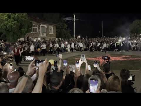 Видео: Нестинари и нестинарки в село Българи 2025