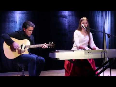 Видео: Группа "МОЯ ДОРОГАЯ" - Радуйся, Мария!