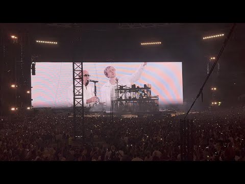 Видео: Егор Крид — 3-е Сентября feat. Михаил Шуфутинский. Шоу «Зона 58» | «Лужники» 30 августа 2025 года.