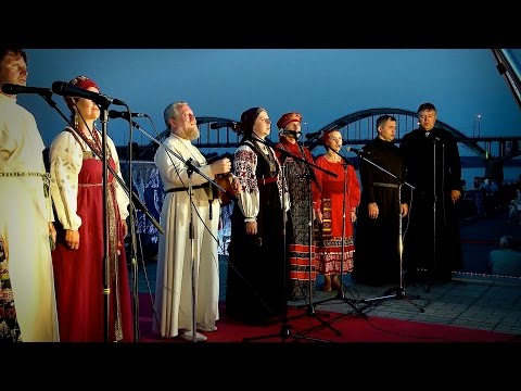 Видео: Ансамбль СИРИН | У парадной лестницы Рыбинска | SIRIN ensemble in Rybinsk