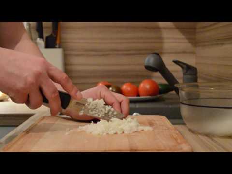 Видео: ЗАРУБА 2017! Кухонные монологи. Нож STURM CPM 4V Kizlyar Supreme.