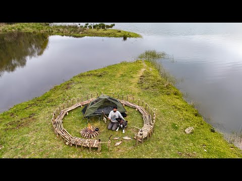 Видео: 3 ДНЯ одиночного выживания на острове. Ловля и готовка, рыбалка. Кемпинг и бушкрафт