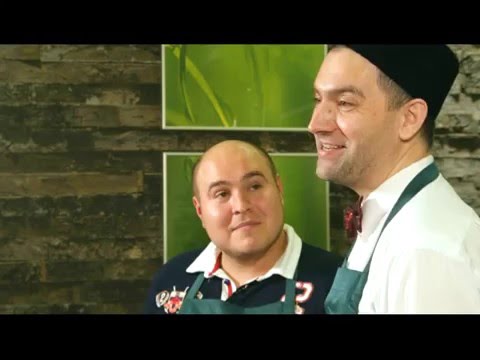 Видео: Фанис ЗИГАНША готовит Курицу в тыкве. Секреты татарской кухни