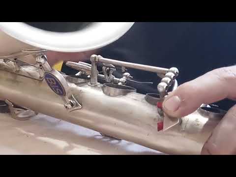 Видео: Ремонт Саксофона.Решение Проблемы Западания В Саксофоне Соль Диезного Клапана Ч.2