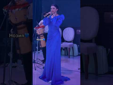 Видео: Холаки суманша садқа 😍 Нозияи Кароматулло 👄👑