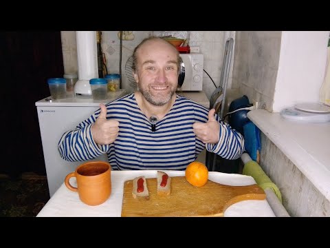 Видео: Завтрак с Рыжулей. Умер прихожанин блаженый Илюша. Мукбанг. Обжор. Еда на камеру. Диета. Шизофрения.