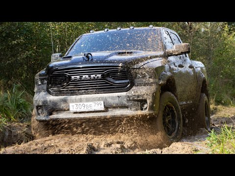 Видео: Как протащить БЕГЕМОТА? Dodge Ram и Jeep Wrangler в грязи!