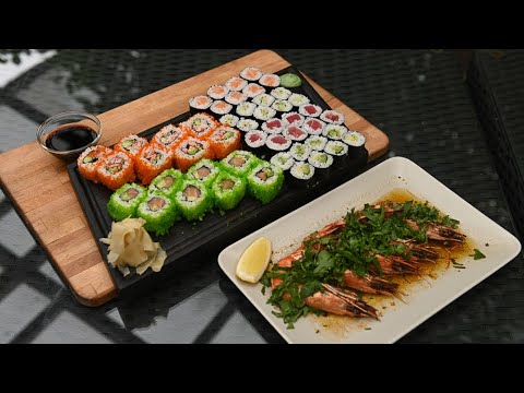 Видео: Креветки фламбе. Роллы