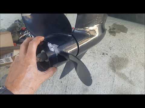 Видео: **ПУЛЕНЕПРОБИВАЕМЫЙ** Mercruiser ALPHA + Подвесные моторы (не Bravo) Тест и регулировка троса пер...