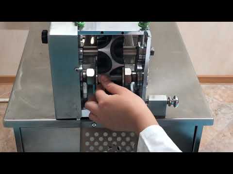 Видео: Пельменный аппарат JGL135 6А