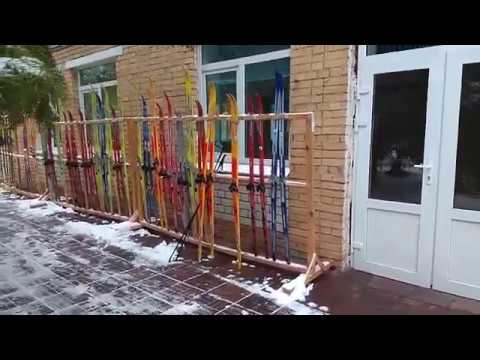 Видео: Лагерь Березки/День 4/Прогулка до корпуса Солнечный/ Собаки Хаски/Где взять лыжи