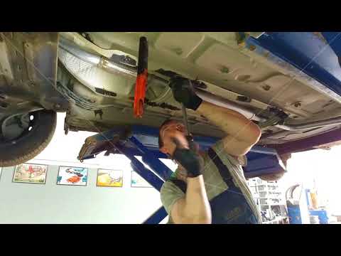 Видео: Lada Vesta - установка глушителя CBD