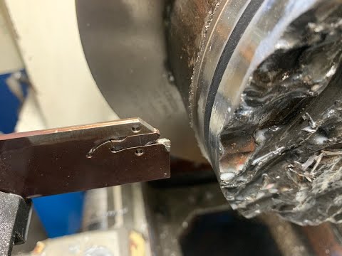 Видео: Использование лезвийного на производстве. Печалька.