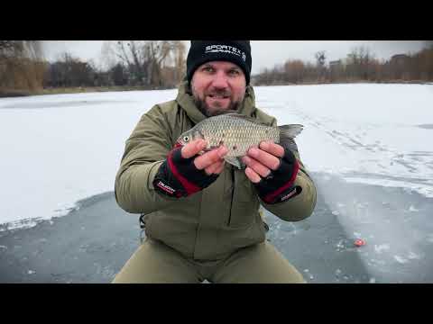 Видео: Крига 3 см 😱🥶! ЛЮТИЙ  КАРАСЬ З ЛЬОДУ, зимова рибалка 2025!