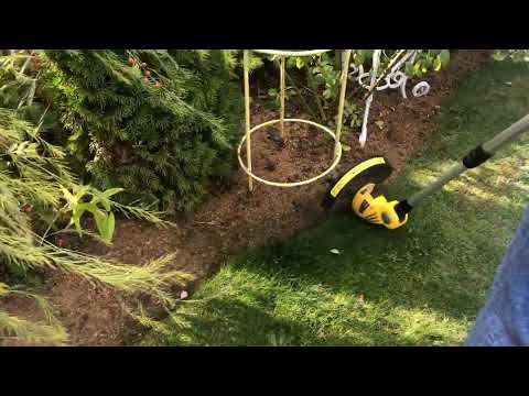 Видео: 🍀🎍🌹Секреты чистых и ухоженных цветников без сорняков!!! Как подровнять кромку газона.