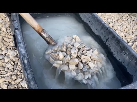 Видео: 🔴🔴Как месить? Крупный щебень без бетомешалки. Фиброволокно и пластификатор