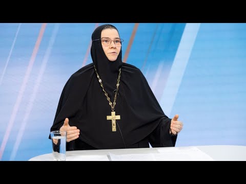 Видео: Игуменья Филарета: почему Пюхтицкий монастырь отвергает смену юрисдикции?