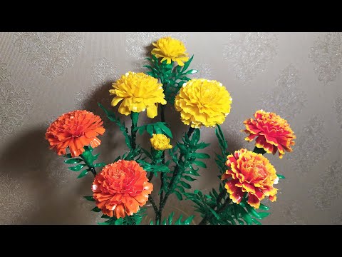 Видео: Бархатцы из пластиковых бутылок. Мастер класс.