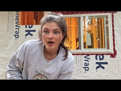 Видео: Обнаружена заброшенная шахта и законченная веранда на приусадебном участке (внутренние стены и са...