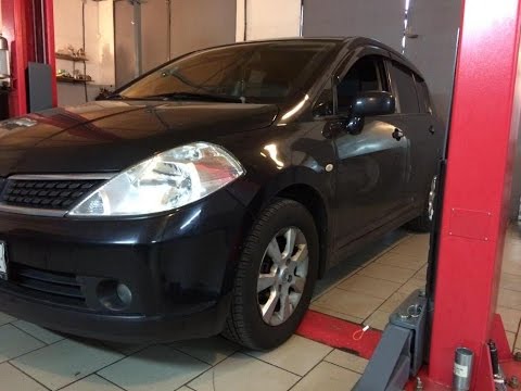 Видео: Как поменять свечи Nissan Tiida