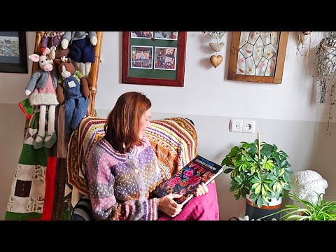 Видео: Долой минимализм! Интерьеры с вышивкой и вязанием для яркой жизни от Kaffe Fassett .