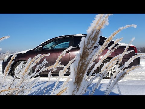 Видео: Toyota Avensis 2 Запуск после морозов и прогрев | Про зимнюю резину | Ручной режим АКПП