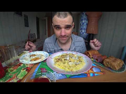 Видео: МУКБАНГ АСМР КАША ПШЕННАЯ / КОЛБАСА ПОЛУКОПЧЕНАЯ / ЯИЧНИЦА / СОУС / СЛОЙКИ / EATING ASMR Mukbang