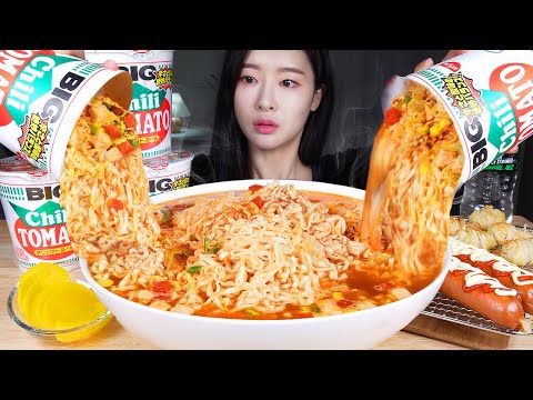 Видео: ASMR MUKBANG | Острый чили томатный суп с лапшой рамен 🍅 X3! Сосиски и жареные креветки!