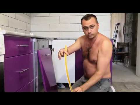 Видео: Разбор монтажа "специалистами" посудомоечной машины Electrolux ESL 94511 LO