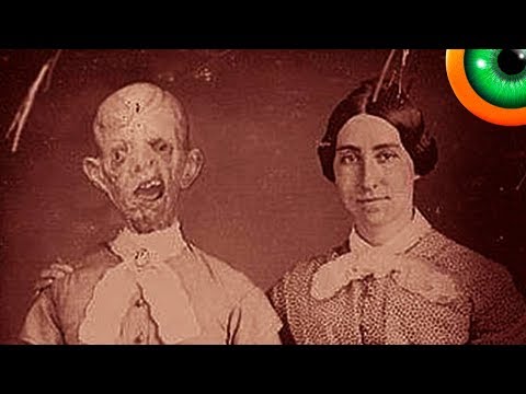 Видео: 11 ЖУТКИХ СЕМЕЙНЫХ ФОТО (Часть 1)