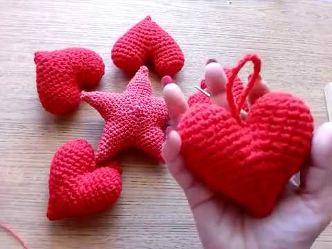 Видео: Сердечко с петелькой крючком.Безотрывным способом.