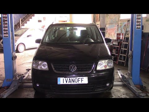 Видео: VW Touran 2004  BKD Замена свечей накала