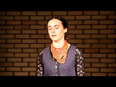 Видео: Сусанна Карпенко - В мого брата нова хата (лірична)