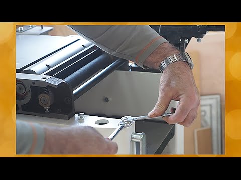 Видео: Как отрегулировать столы на станке JIB PT310A