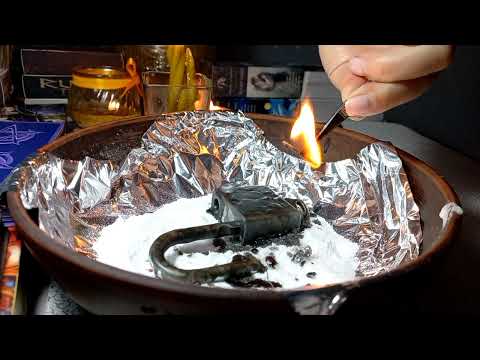 Видео: Чистка ИЗБАВЛЕНИЕ ОТ МАГИЧЕСКИХ ЗАМКОВ (замков на колдовских работах)