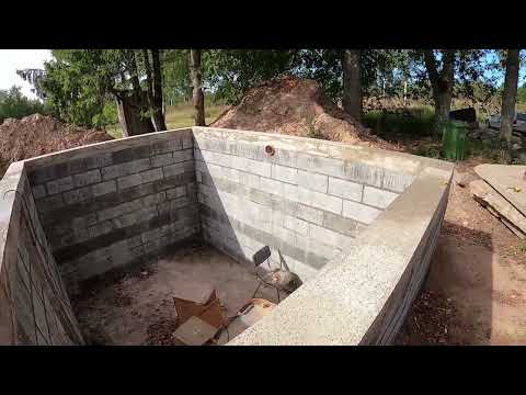 Видео: Постройка погреба. Часть 5. Укладка плит перекрытия