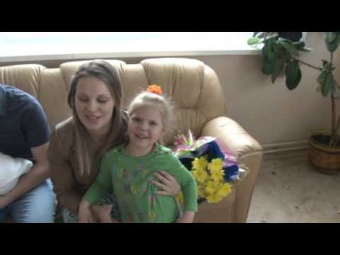 Видео: Выписка с роддома