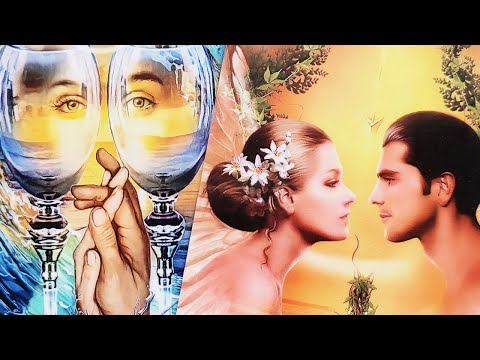 Видео: Судьбоносный партнёр, Мужчина который изменит Вашу жизнь. Таро гадание онлайн