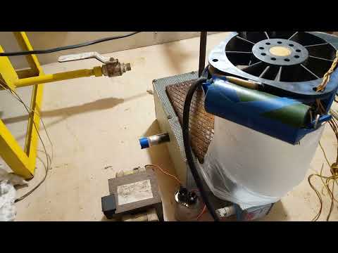 Видео: Магнетронный нагрев угля в кварцевой трубке , что-то пошло не так .